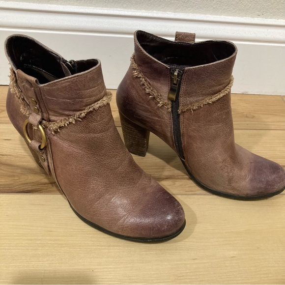 Ombré Purple Moto Boots - Picture 12 of 16